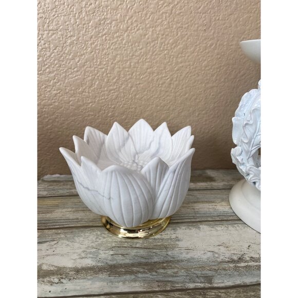 2X Bath & Body Works Candle Holders White Ceramic Squirrel & Marble-Style Lotus - Picture 2 of 14